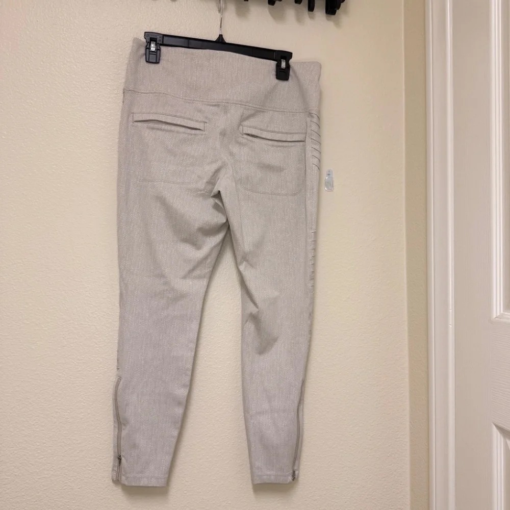 Athleta Delancey Moto Tight Legging Womens Lrg Tall Cream Braiden Textured Pants